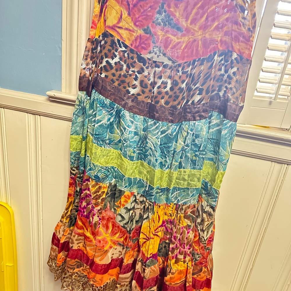 Women’s ankle length skirt in size M